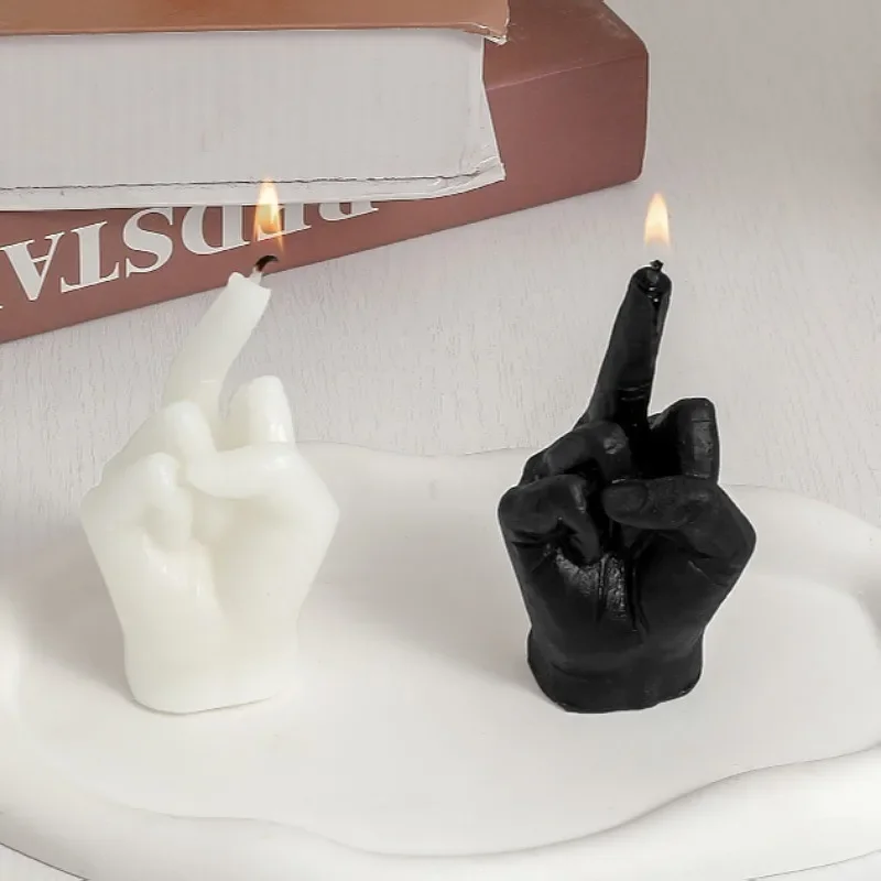 Creative Candles Middle Finger - Candle Surprise recensione e prezzo