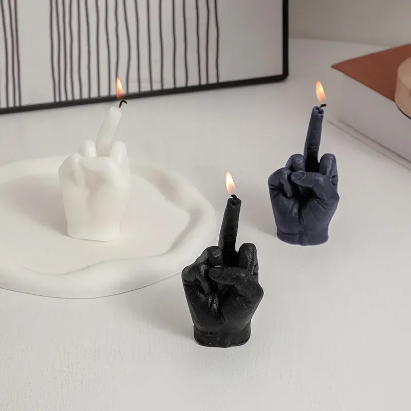 Creative Candles Middle Finger - Candle Surprise recensione e prezzo