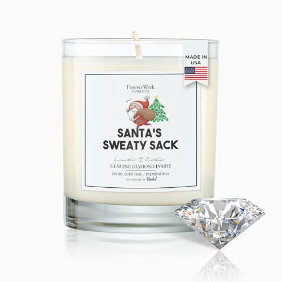 Santa's Sweaty Sack Evergreen  - Candle Surprise recensione e prezzo