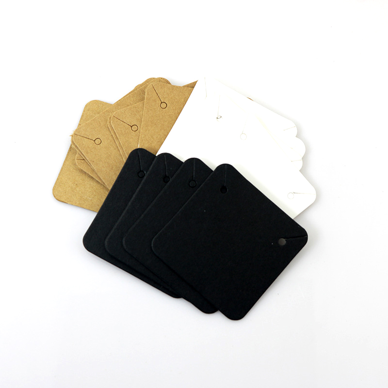50PCS 5x5cm Blank Kraft Neckla - Kraft Hang Tag recensione e prezzo