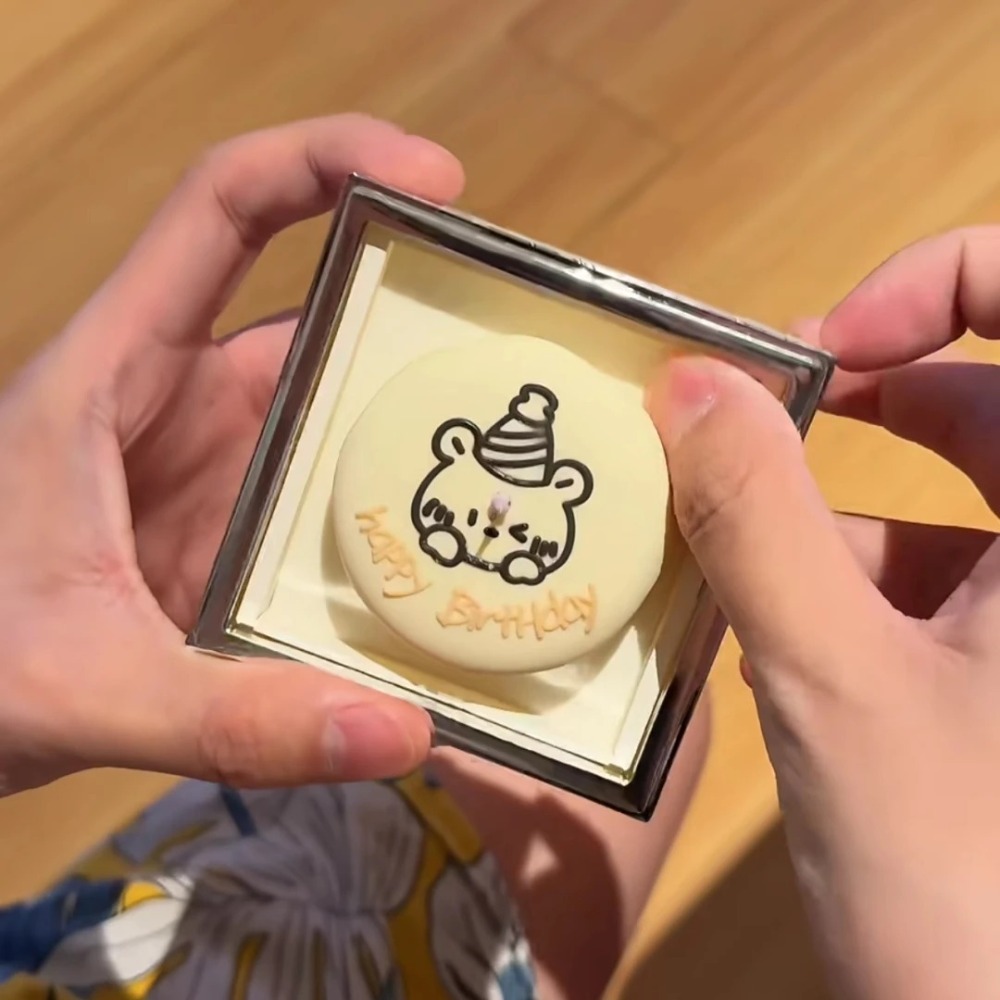 Automatic Flip Bear Flip Ring  - Candle Surprise recensione e prezzo