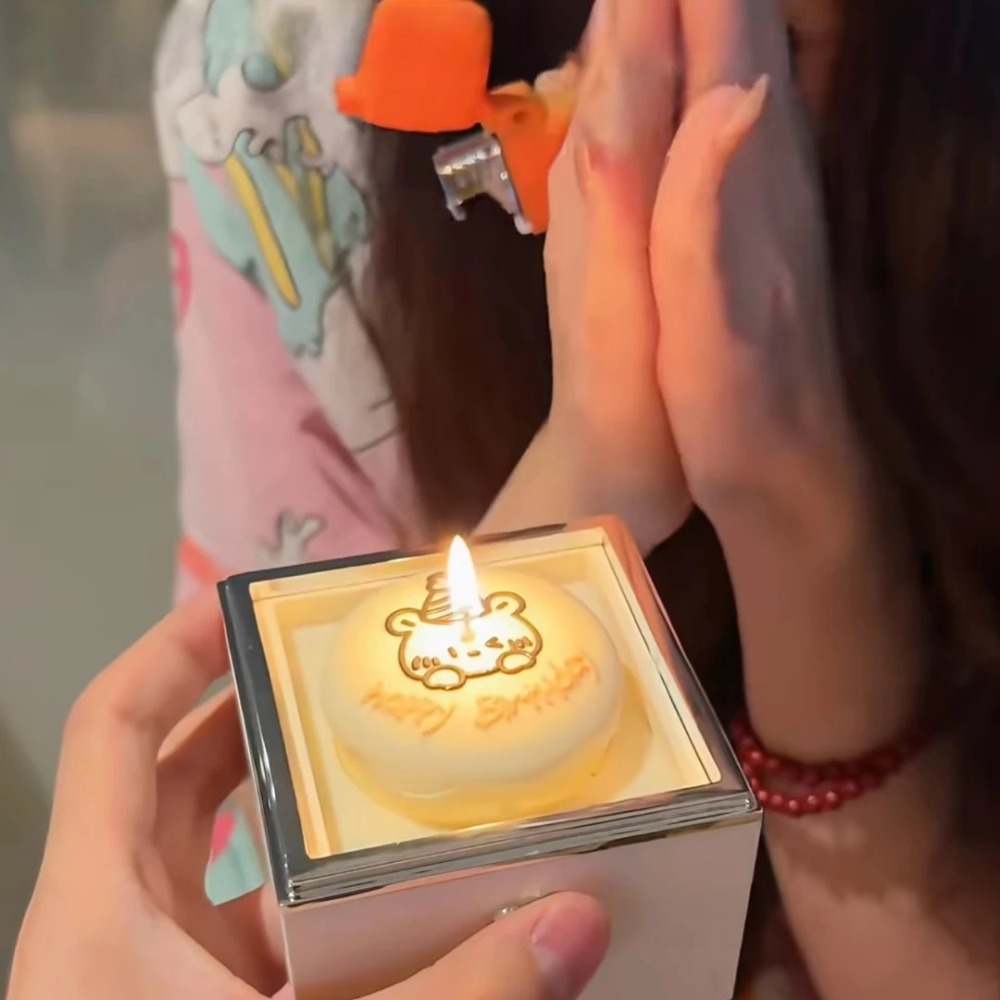 Automatic Flip Bear Flip Ring  - Candle Surprise recensione e prezzo